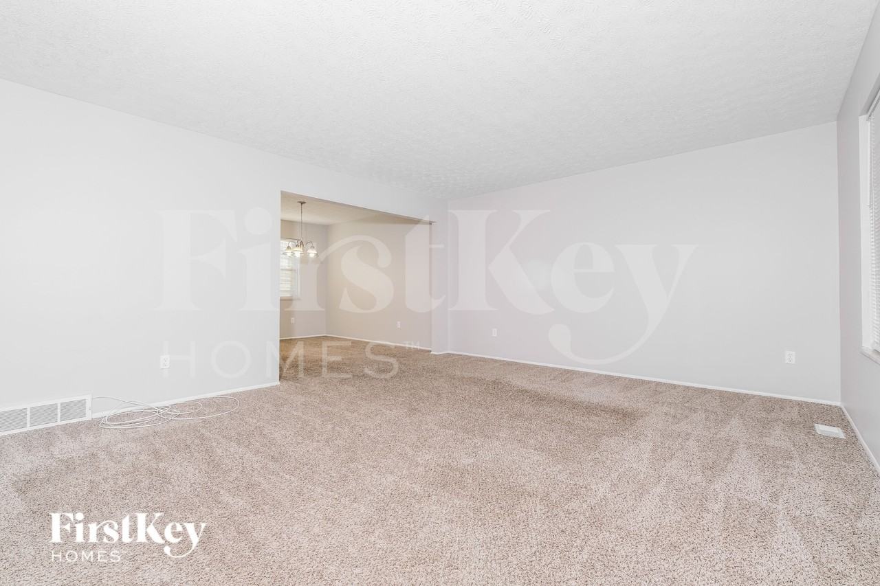 366 Brandy Hill Ave - Photo 3 of 16