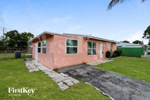 featured image of 2932 Giuliano Ave