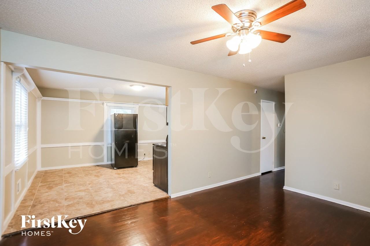 13804 12th St - Photo 3 of 15