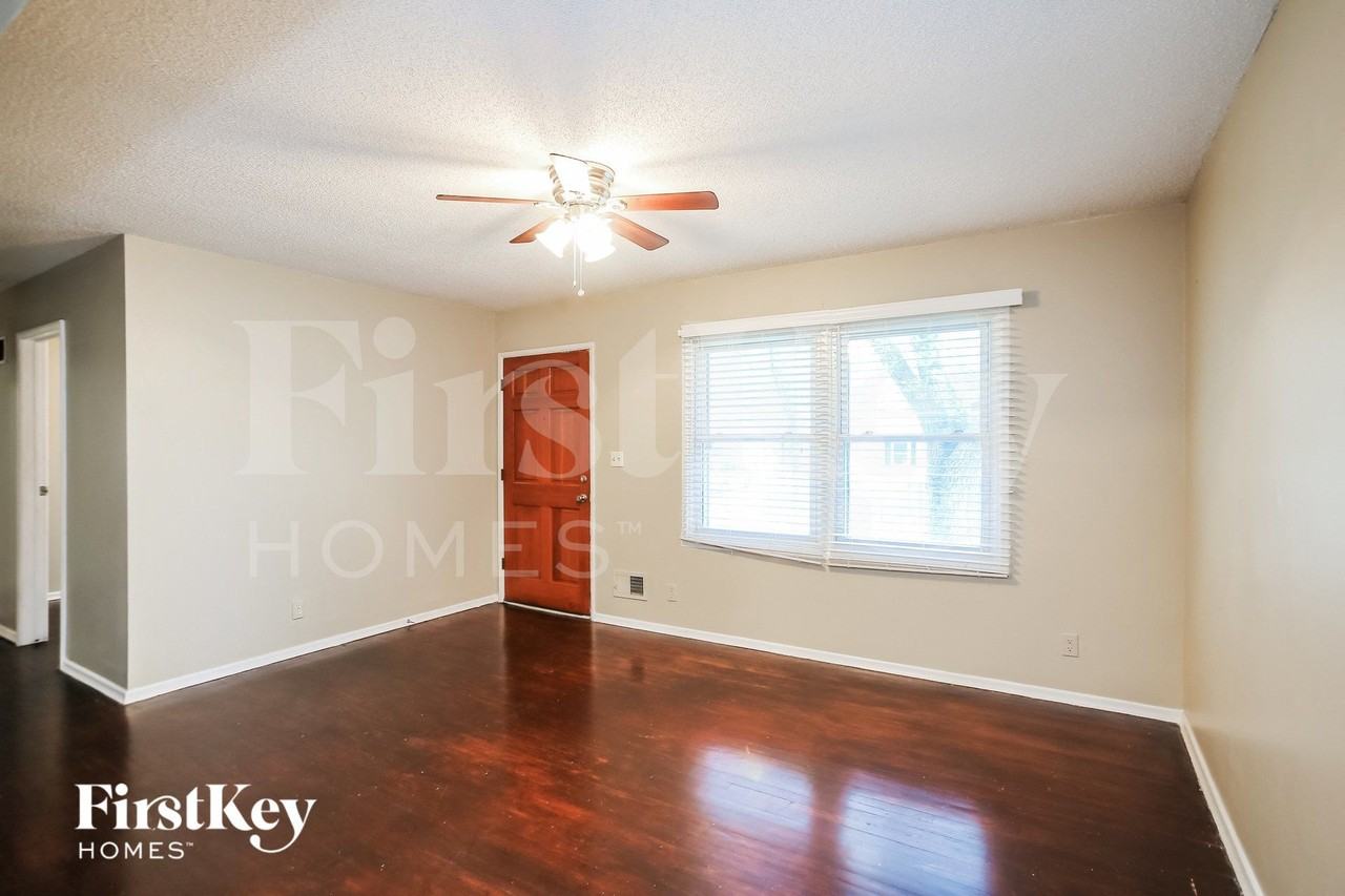13804 12th St - Photo 4 of 15