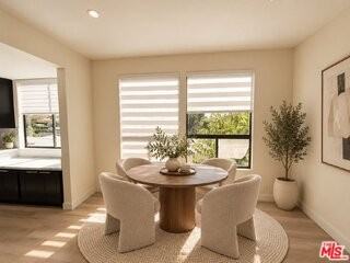 1833 Fairburn Ave #206 - Photo 3 of 8