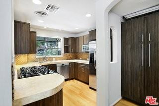 2326 Canyon Dr - Photo 5 of 8