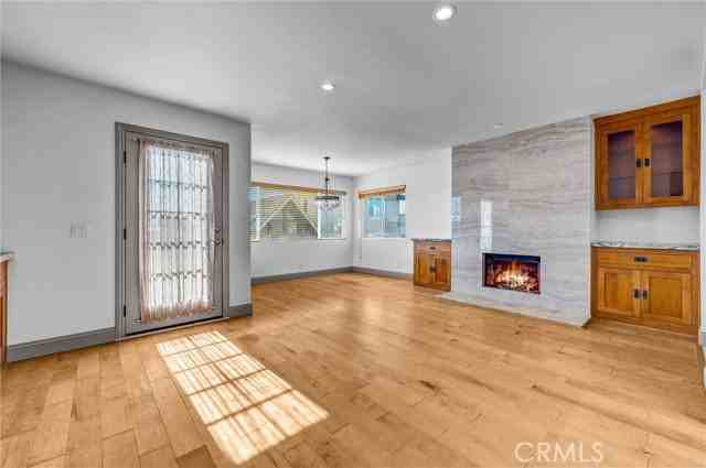 17081 5th St - Photo 3 of 8