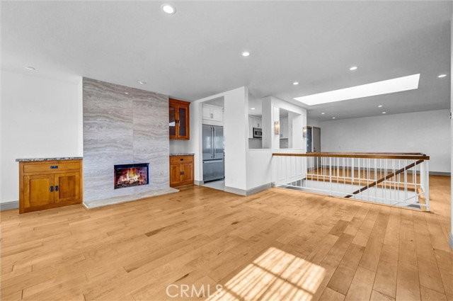 17081 5th St - Photo 4 of 8