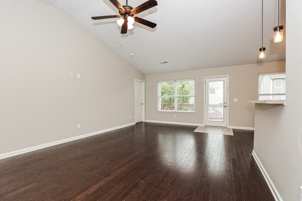 1641 Highwater Dr - Photo 4 of 17