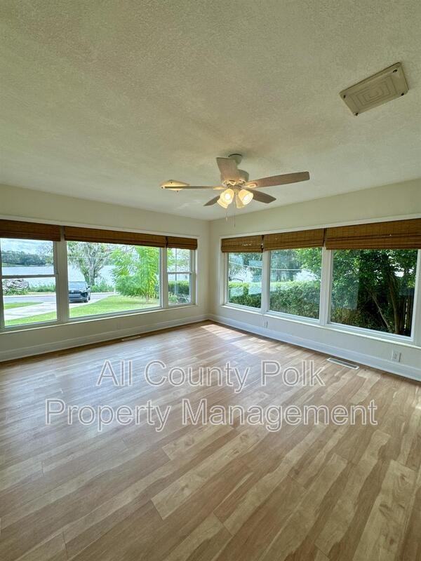 933 N Lake Otis Dr - Photo 5 of 35