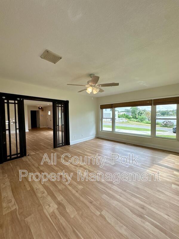 933 N Lake Otis Dr - Photo 7 of 35