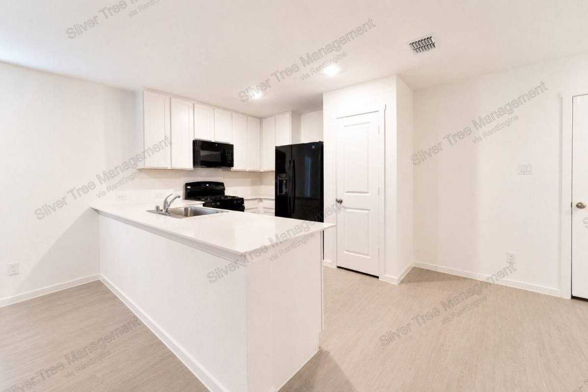 1147 Barbary Fields St - Photo 2 of 20