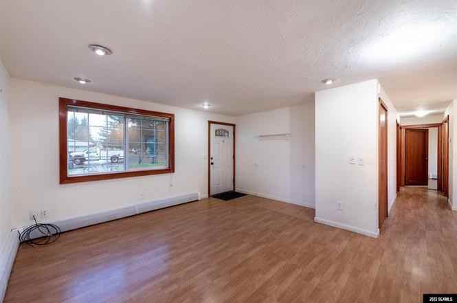 3805 Autumn Ct - Photo 3 of 20