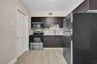 429 Nw 9th Ave #1 - Photo 1 of 1
