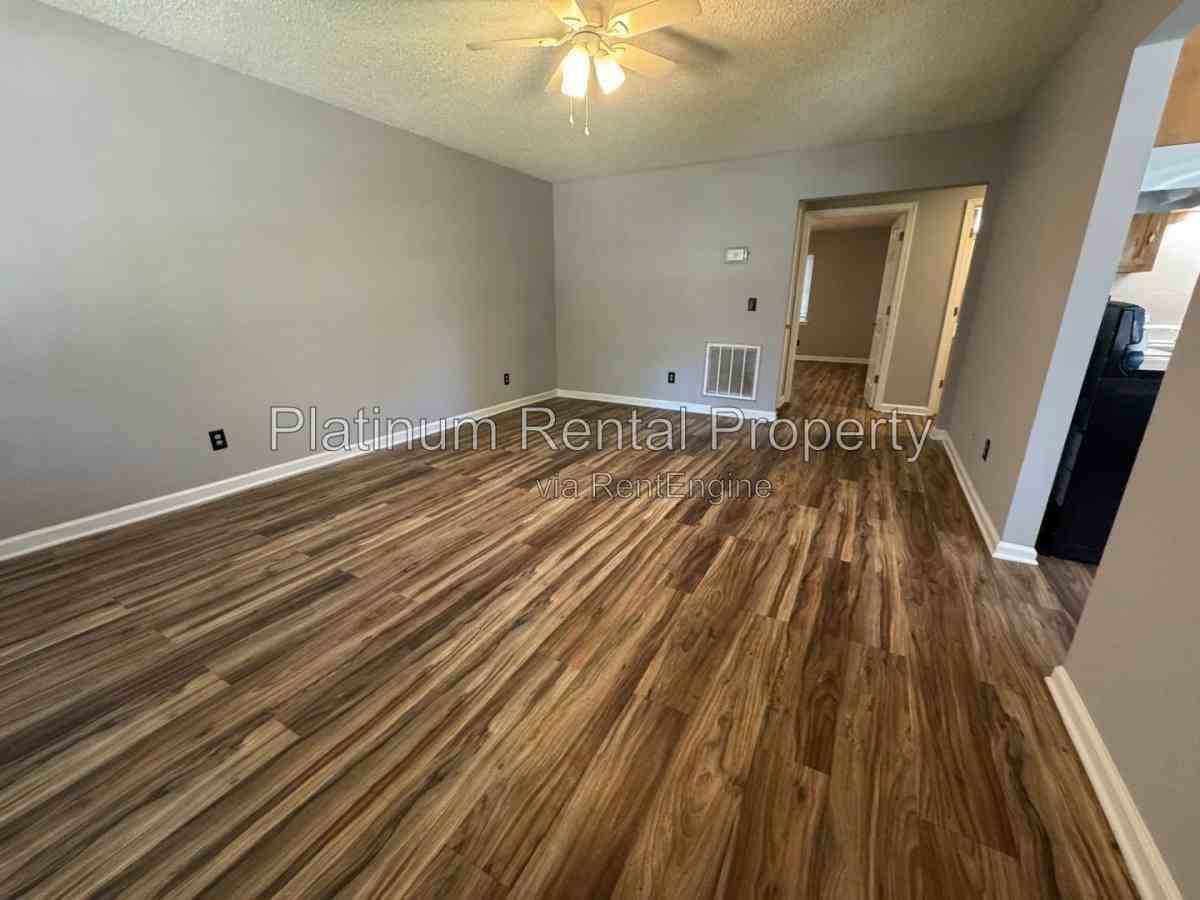 19B W Dr - Photo 3 of 15