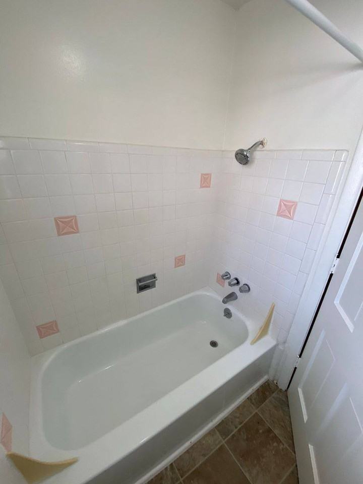 280 Se Orchard Ave #3 - Photo 7 of 9