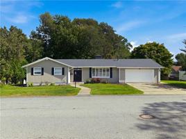 featured image of 27 W River Pkwy