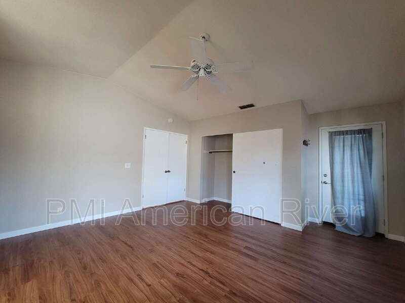 8715 Rooster Way - Photo 7 of 16