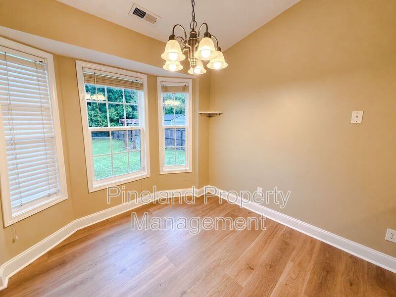 299 Copper Creek Dr - Photo 6 of 26