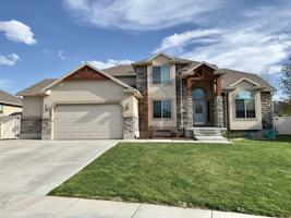 featured image of 348 Warley Way