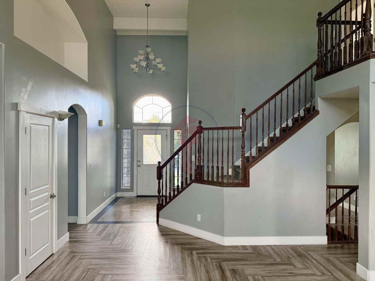 348 Warley Way - Photo 6 of 49
