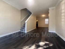 906 W Lombard St - Photo 1 of 1
