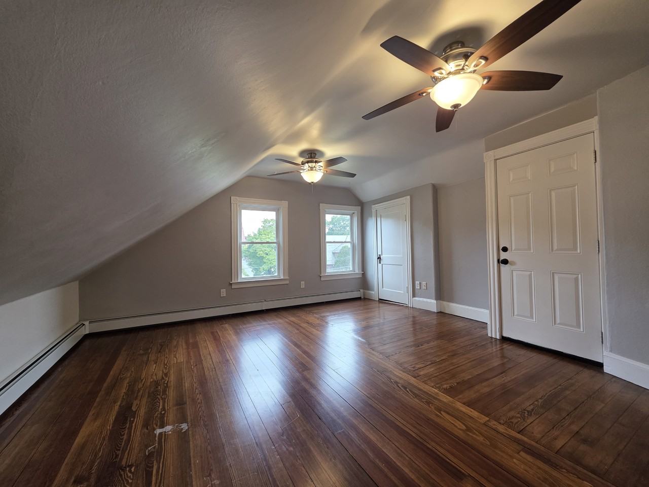 857-859 Hope St - Photo 2 of 12