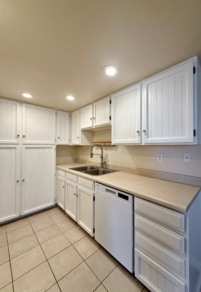 1943 W 102nd Ave - Photo 5 of 19