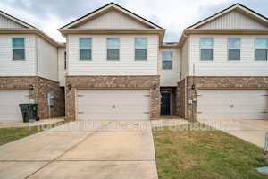 featured image of 217 Bay Pine Dr
