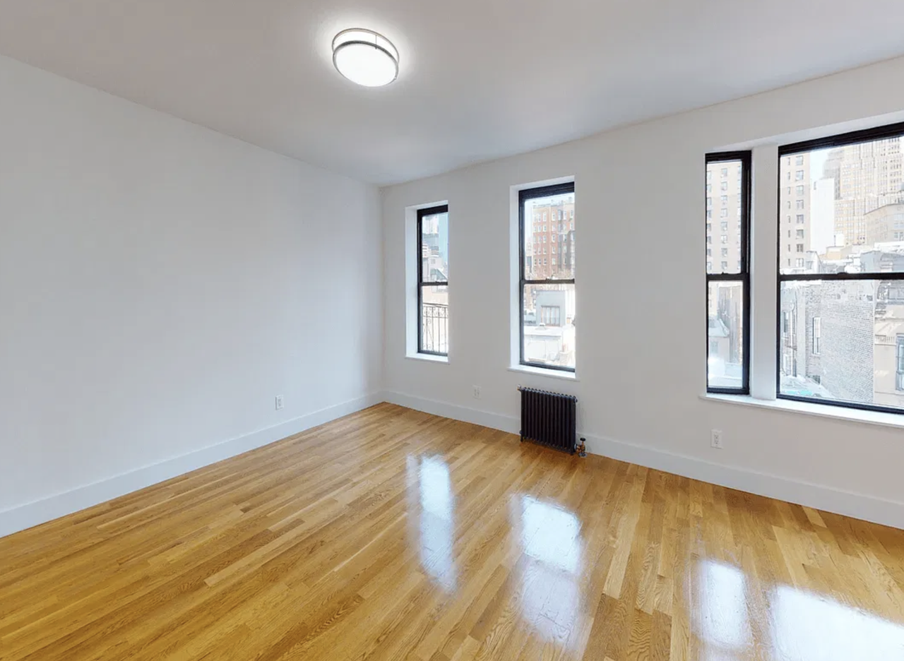 187 Church St #7P - Photo 3 of 7