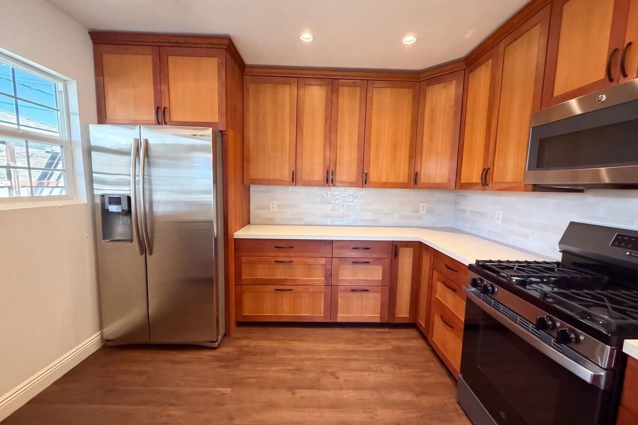 14946 Dunton Dr #NA - Photo 5 of 17