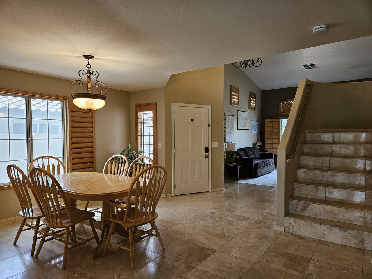 1715 E Yukon Dr #NA - Photo 4 of 33
