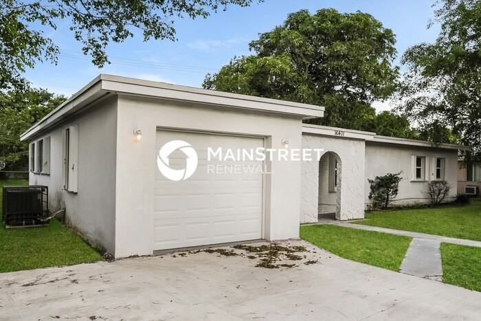 16401 Nw 22nd Ave - Photo 3 of 16