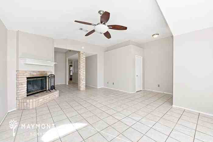 747 Valley Spring Dr - Photo 7 of 20