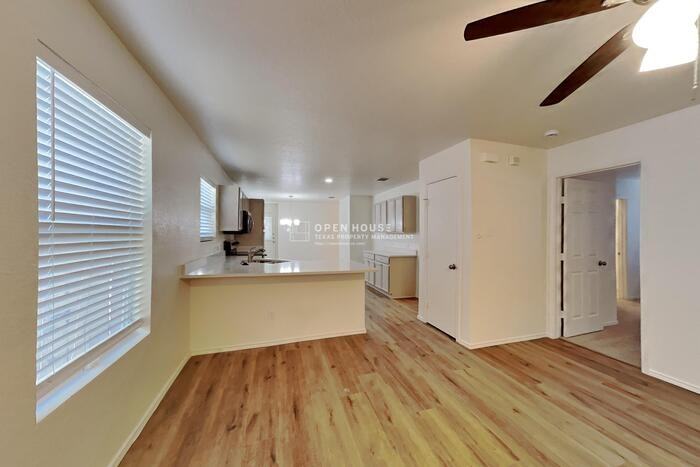 6712 Meadow Way Ln - Photo 5 of 21