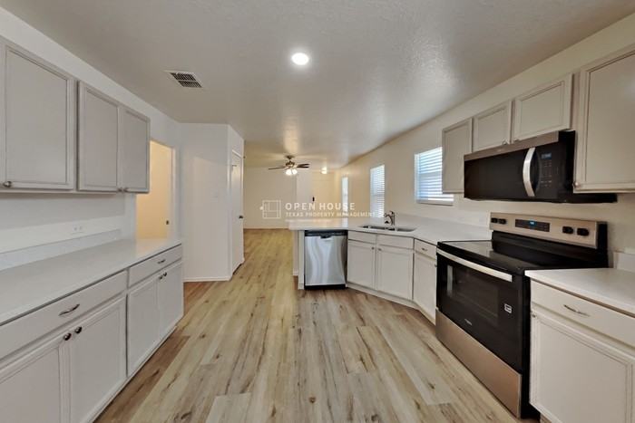 6712 Meadow Way Ln - Photo 6 of 21