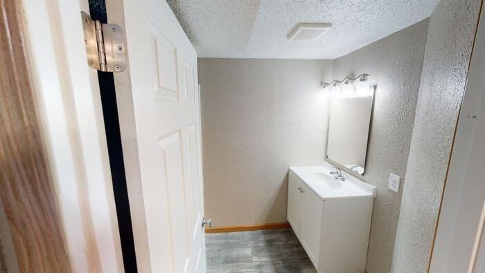 803 N 6th St #1 - Photo 5 of 16