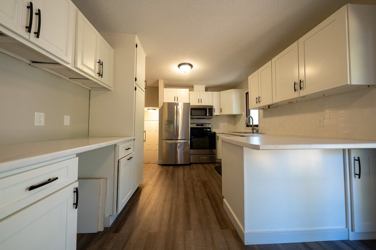 5829 Winnetka Ave N #1 - Photo 4 of 28