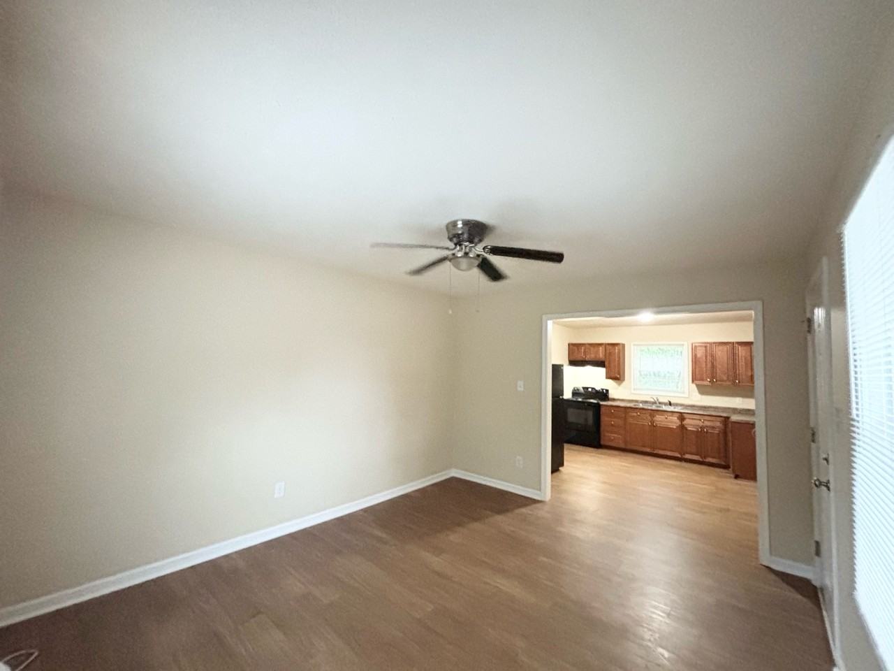 112 Scarborough St #1 - Photo 5 of 16