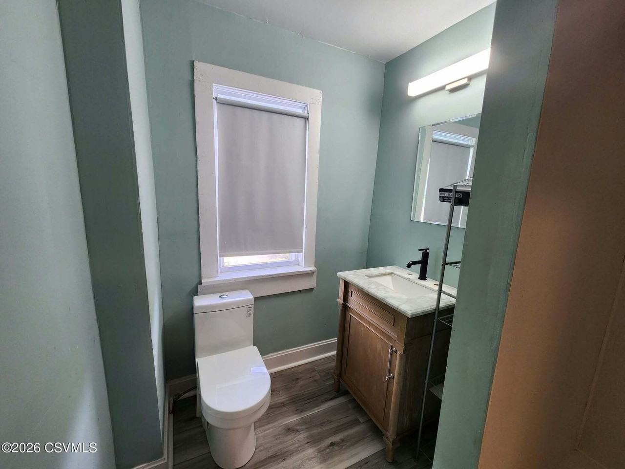 347 W Market St #A - Photo 7 of 9