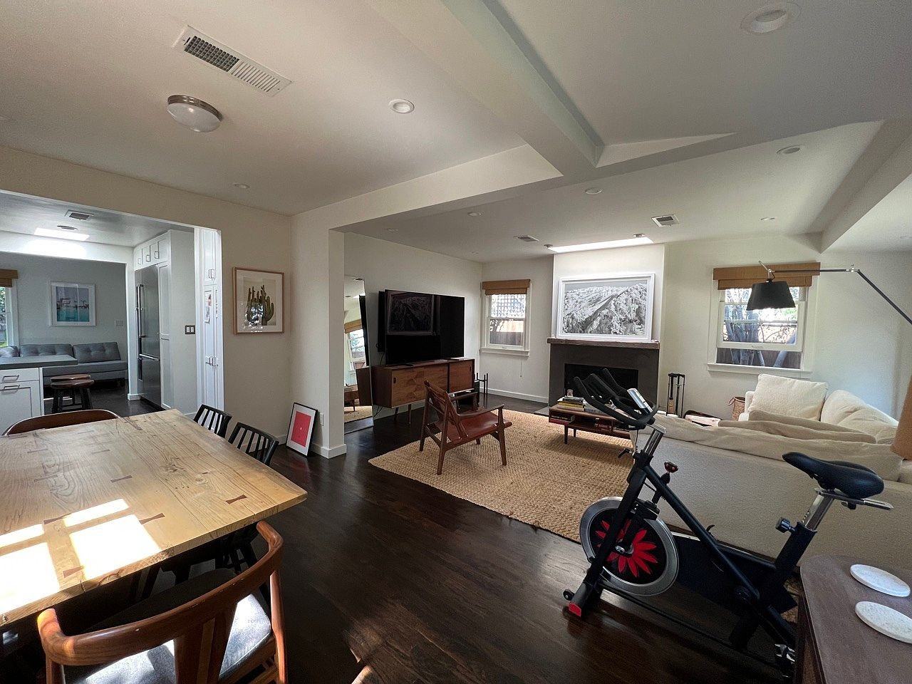 4161 Beethoven St #1 - Photo 4 of 10