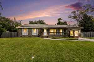 featured image of 103 Duke Ln