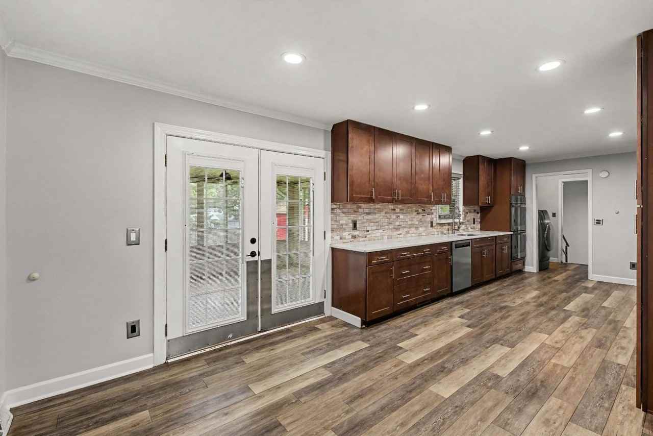 103 Duke Ln - Photo 6 of 11