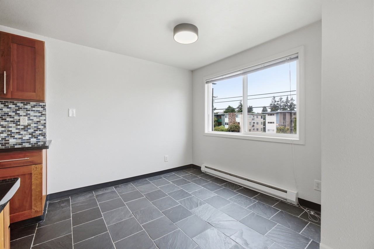 11556 Greenwood Ave N #201 - Photo 7 of 13