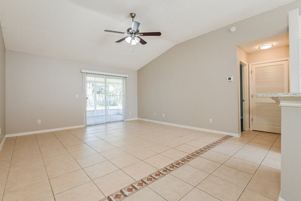 13247 Companion Cir S - Photo 5 of 16