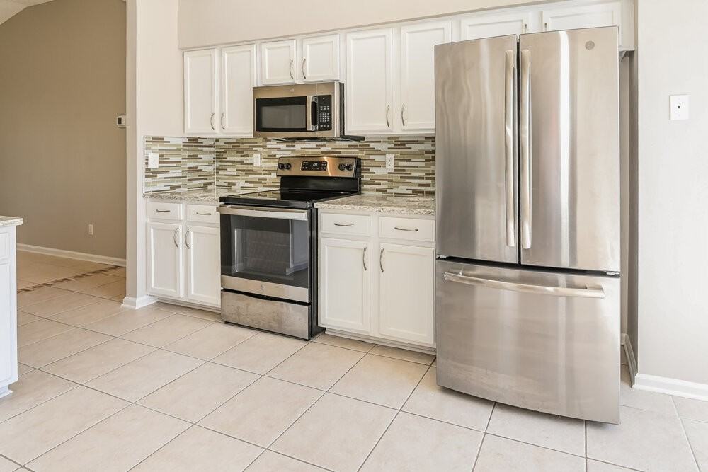 13247 Companion Cir S - Photo 7 of 16