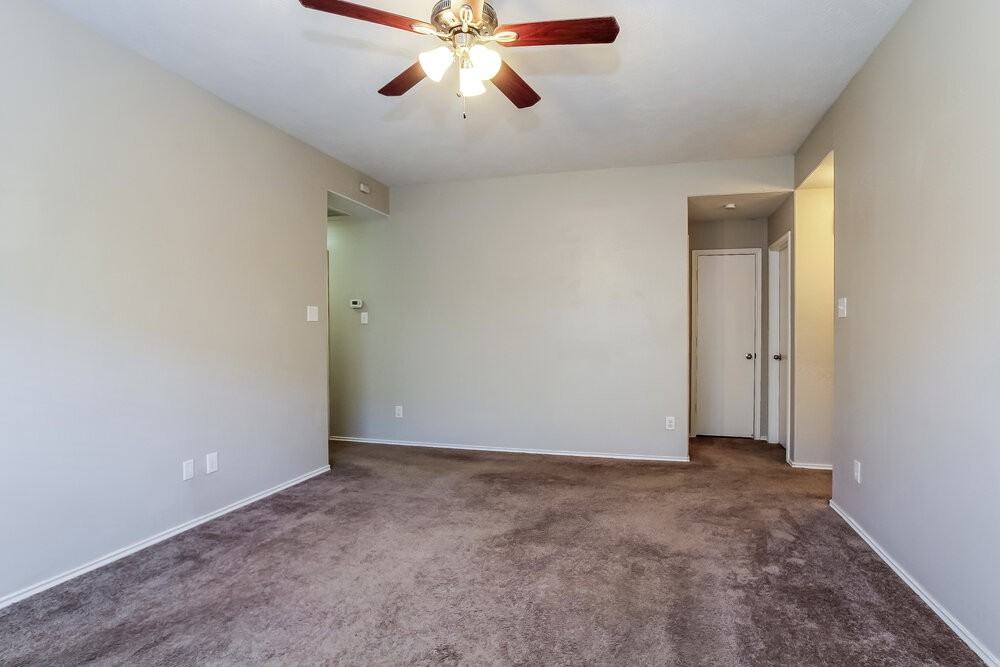4339 Plumeria Ave - Photo 3 of 16