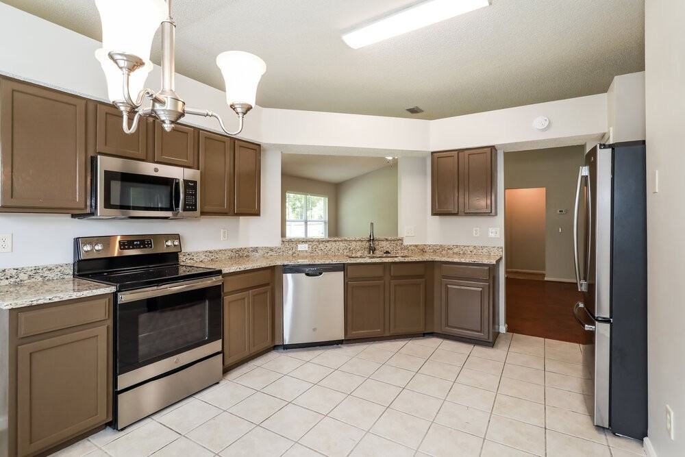 4534 Cobblefield Cir W - Photo 5 of 14