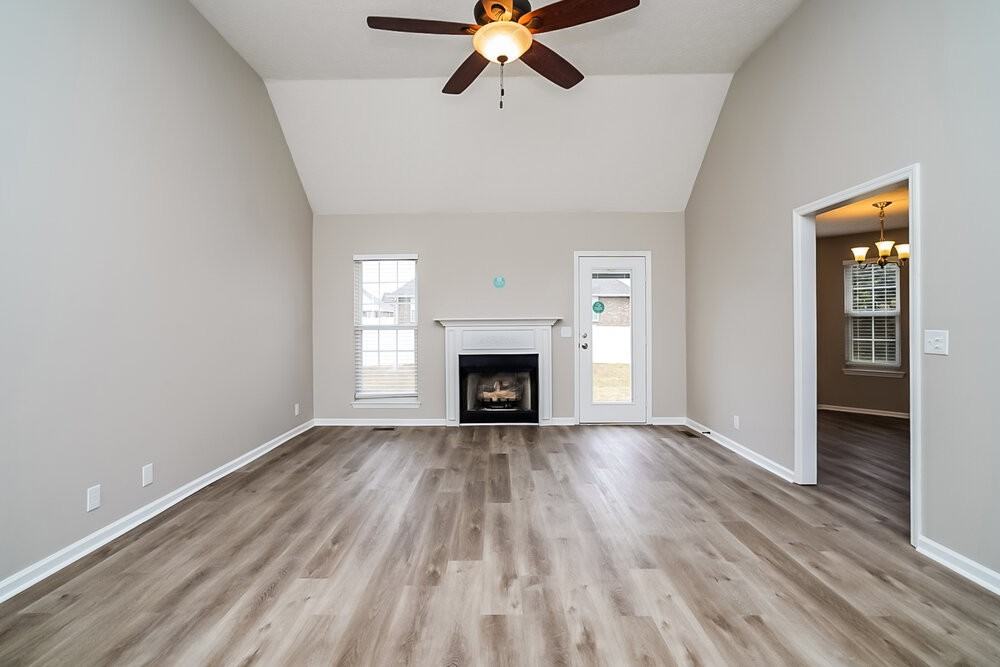 2518 English Hill Dr - Photo 4 of 17