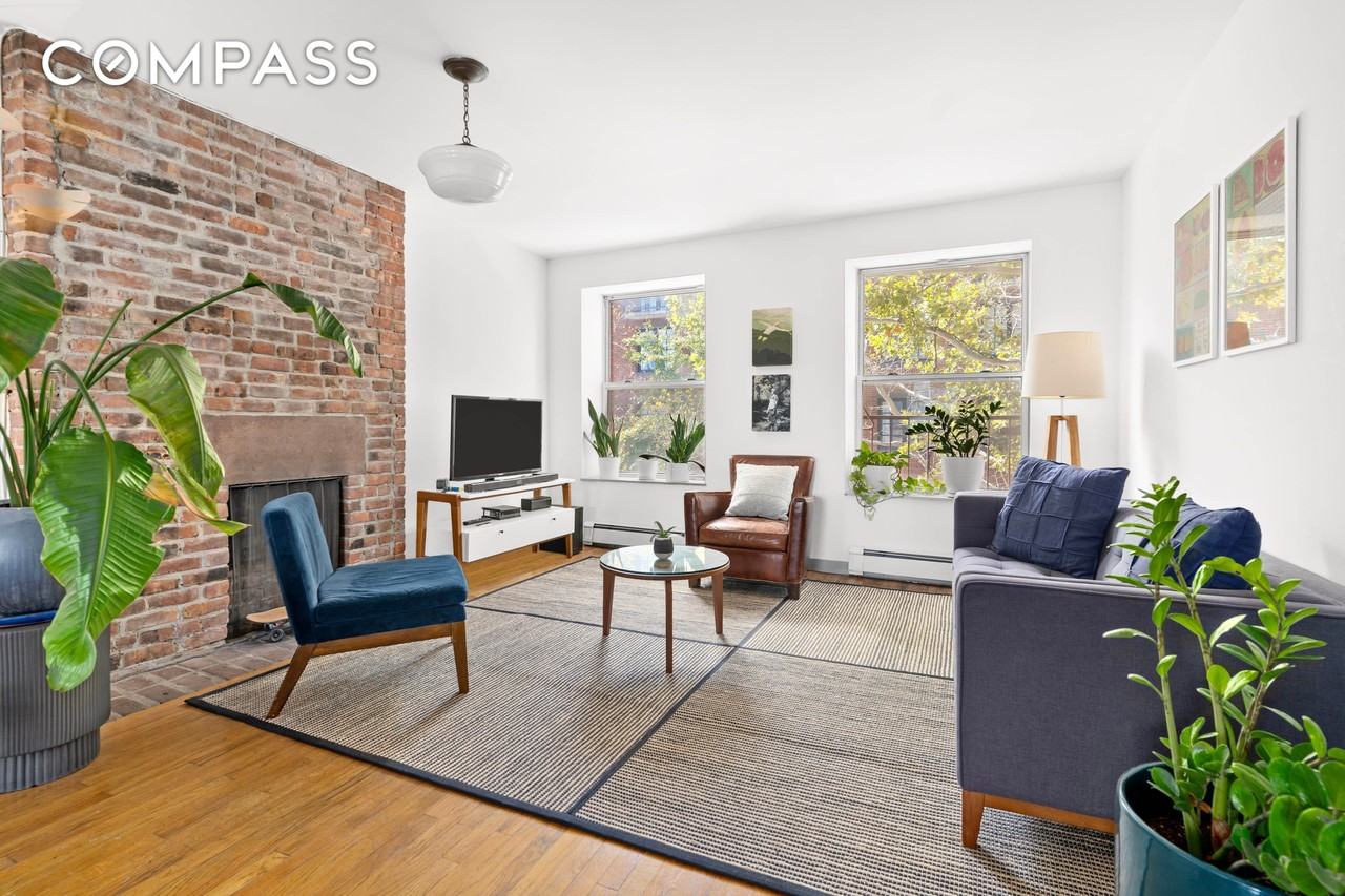 77 Gold St #2 - Photo 3 of 11
