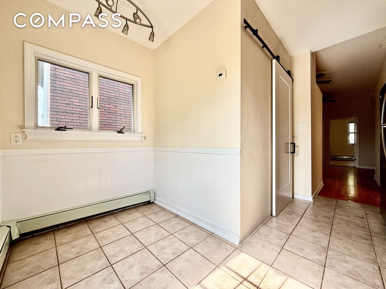 314 Greenwood Ave #2 - Photo 3 of 11