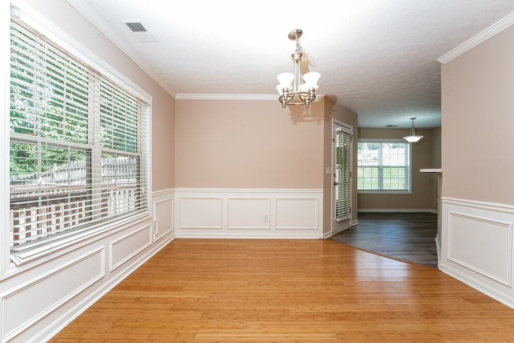 830 Georgian Hills Dr - Photo 7 of 18