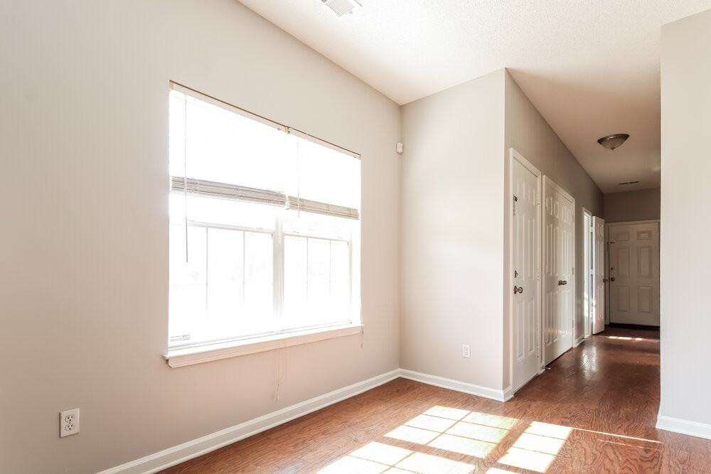 3961 Lipscomb Cv - Photo 6 of 17