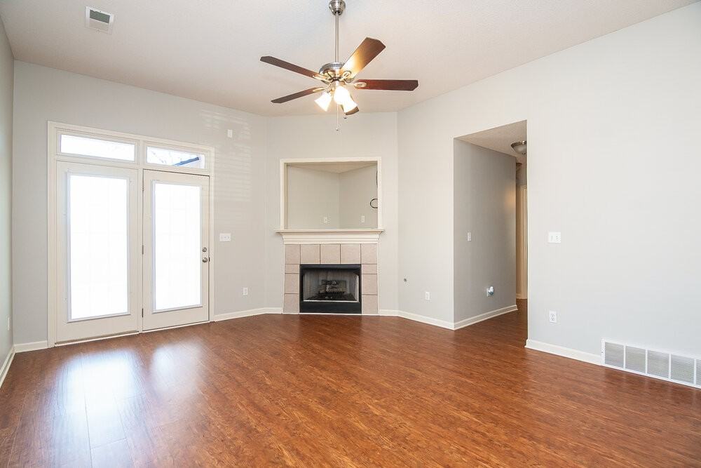2736 Misty Valley Cv - Photo 3 of 15